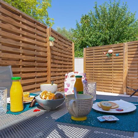 Appartement Jacuzzi 4 Etoiles Beaute - Mbroom Var Puget-sur Argens Eksteriør bilde