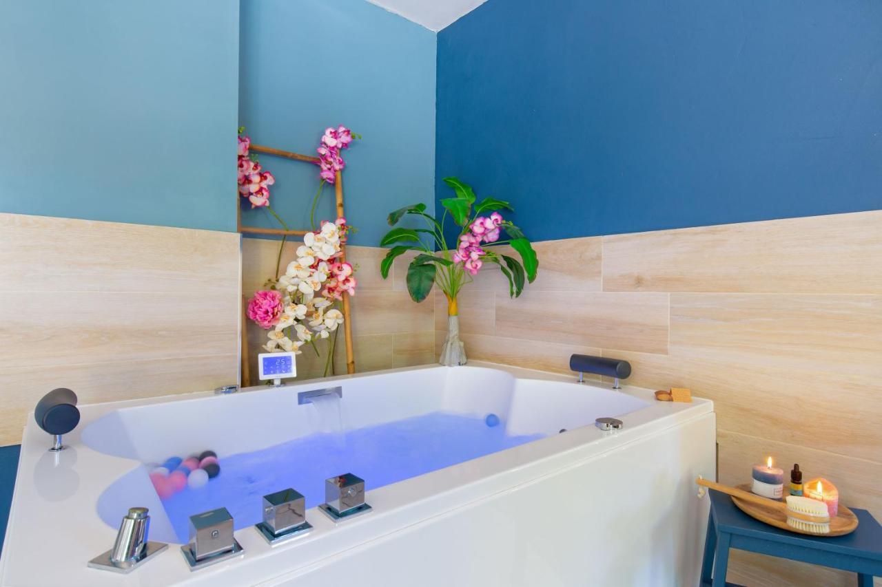 Appartement Jacuzzi 4 Etoiles Beaute - Mbroom Var Puget-sur Argens Eksteriør bilde